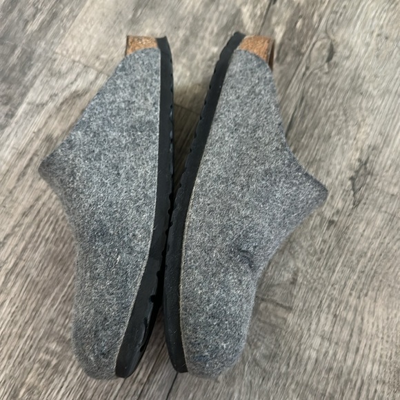 Birkenstock Amsterdam Wool Felt Clog - Picture 2 of 7
